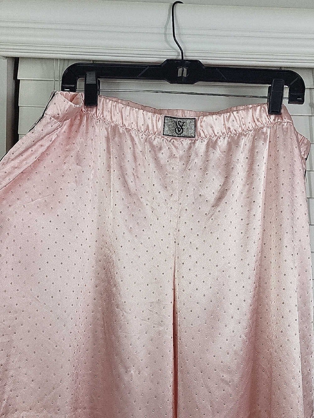 NWOT VICTORIA'S SECRET Dew Drop Satin Long Pajama Set Pink rhinestones. Size XXL - Picture 13 of 16